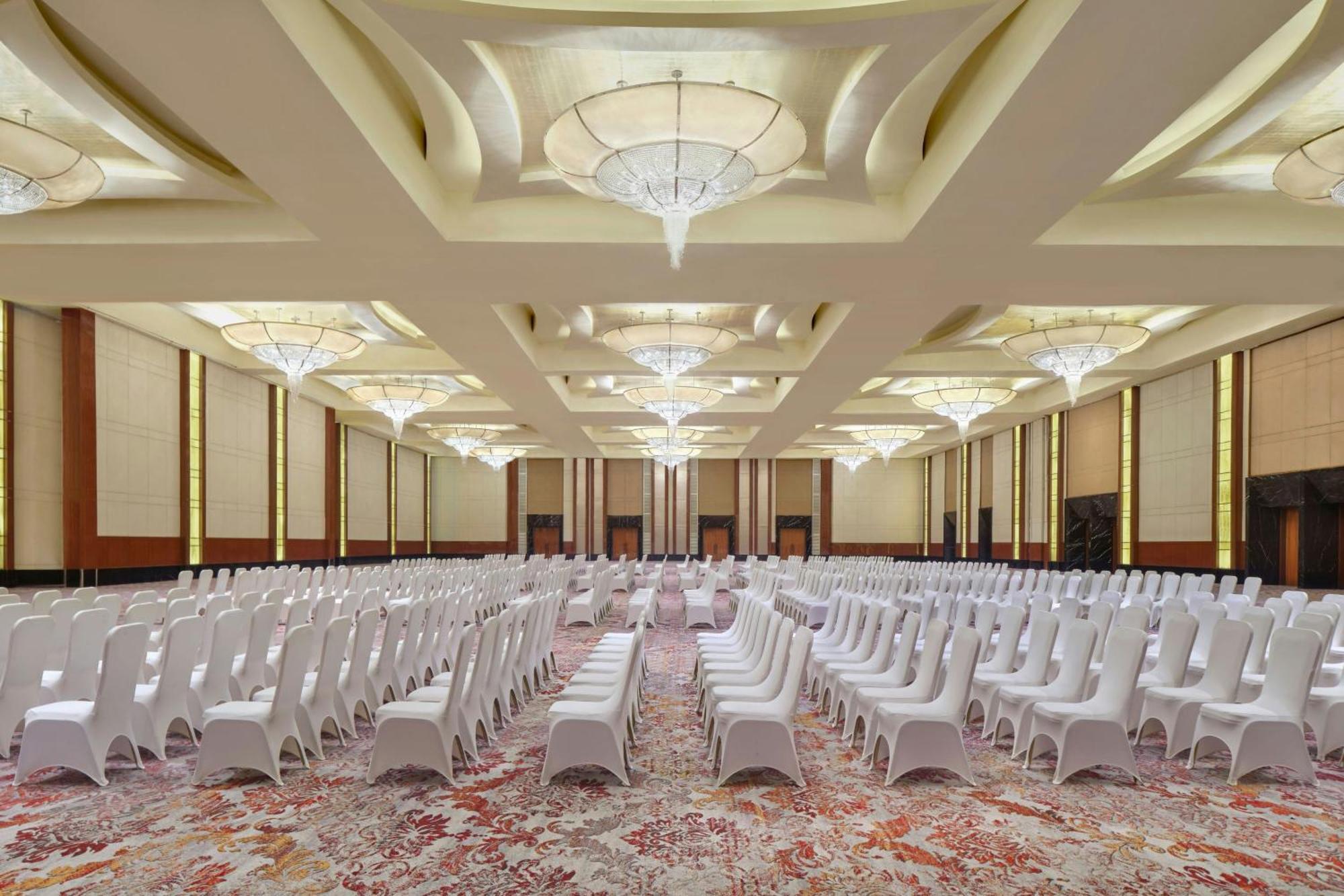 The Ritz-Carlton Jakarta, Pacific Place Buitenkant foto